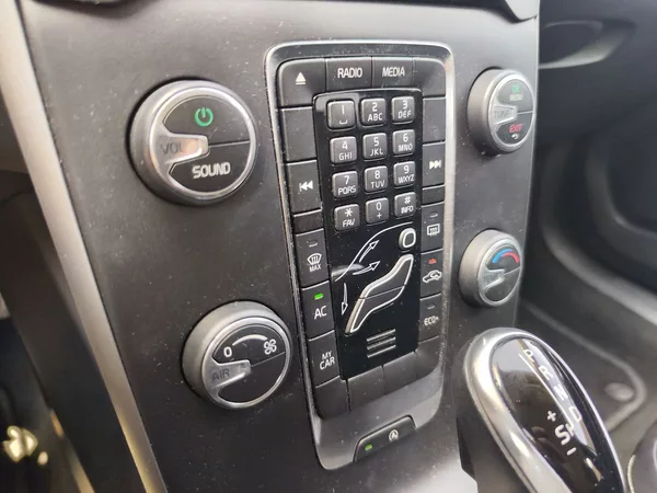 Volvo V40 2.0 TDI/110kW - foto 17
