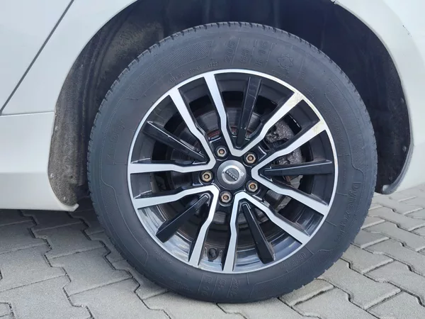 Volvo V40 2.0 TDI/110kW - foto 25