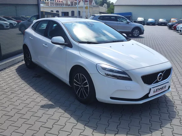 Volvo V40 2.0 TDI/110kW - foto 3