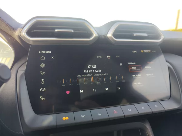 MG ZS 1.5i/85kW Elegance NOVÝ VŮZ - foto 17