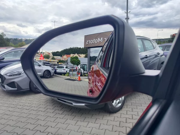 Hyundai Tucson 1.6 T-GDI/110kW Smart Navi 4x4 - foto 16