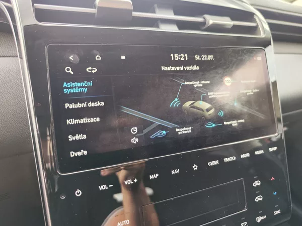Hyundai Tucson 1.6 T-GDI/110kW Smart Navi 4x4 - foto 21
