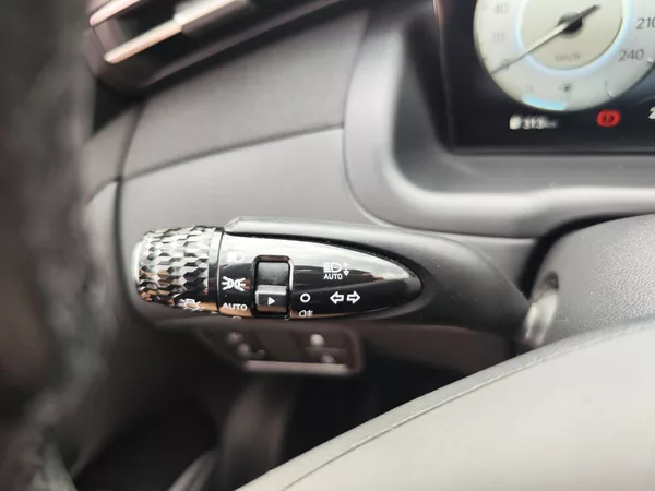 Hyundai Tucson 1.6 T-GDI/110kW Smart Navi 4x4 - foto 30