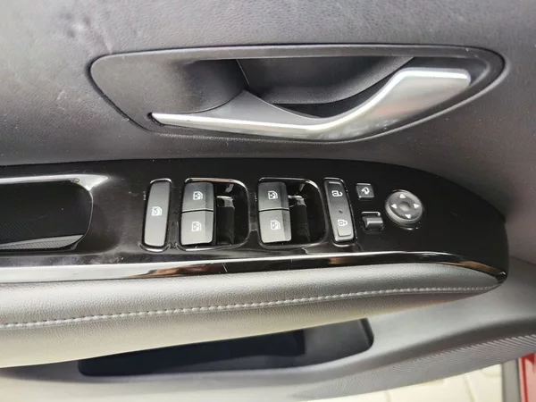 Hyundai Tucson 1.6 T-GDI/110kW Smart Navi 4x4 - foto 33