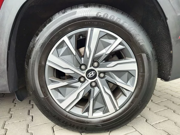 Hyundai Tucson 1.6 T-GDI/110kW Smart Navi 4x4 - foto 34