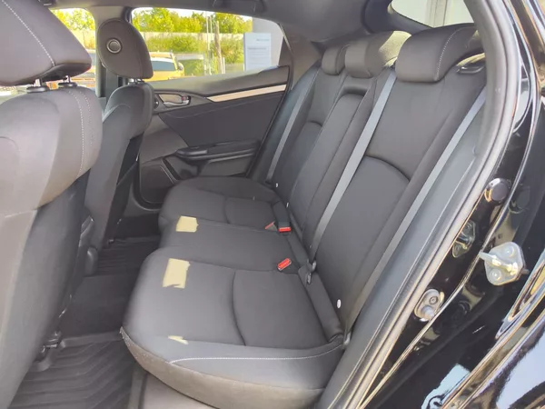 Honda Civic 1.0 i-VTec/93kW Elegance - foto 11
