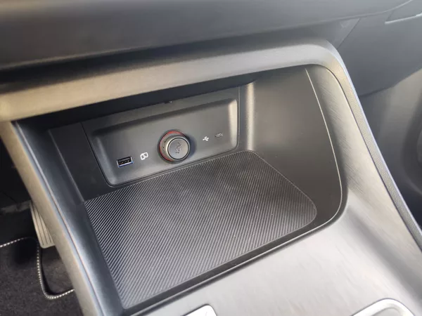 MG ZS 1.5i/85kW Elegance NOVÝ VŮZ - foto 22