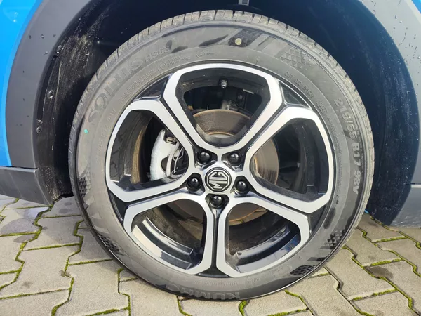 MG ZS 1.5i/85kW Elegance NOVÝ VŮZ - foto 32