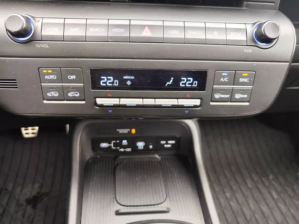 Hyundai Kona 1.6 T-GDi/146kW N-Line - foto 22
