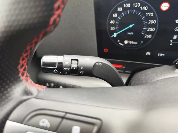 Hyundai Kona 1.6 T-GDi/146kW N-Line - foto 30