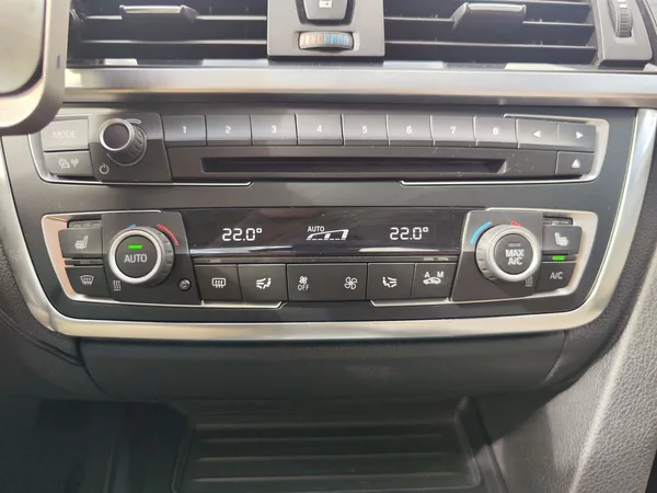 BMW Řada 3 320d/140kW GT Xenony,AT - foto 22