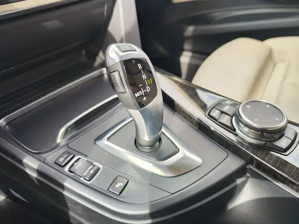 BMW Řada 3 320d/140kW GT Xenony,AT - foto 24