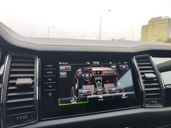 Škoda Kodiaq 2.0 TDI/147kW L&K DSG 4x4 - foto 25