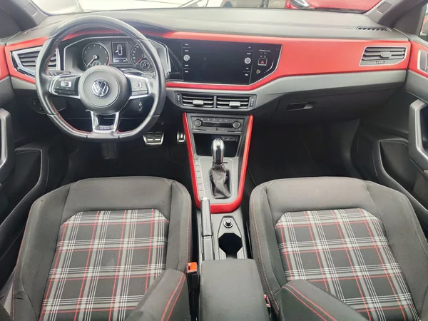 Volkswagen Polo 2.0 TSi/147kW GTI DSG - foto 12