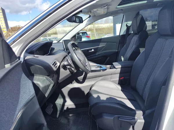 Peugeot 3008 1.5 BlueHDi/96kW Allure S&S AT - foto 13
