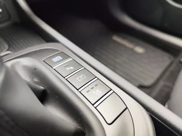 Hyundai Kona 1.6 T-GDI/145kW Smart - foto 24