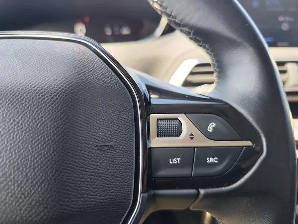 Peugeot 3008 1.6 HDI/88kW Active - foto 24
