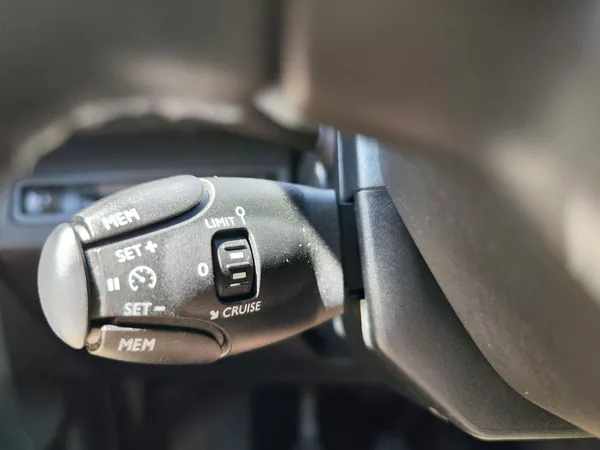 Peugeot 3008 1.6 HDI/88kW Active - foto 27