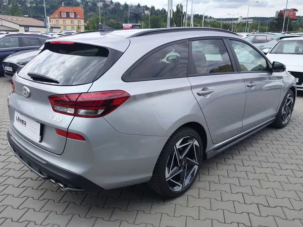 Hyundai i30 1.5 T-GDI/103kW N-Line DCT - foto 5
