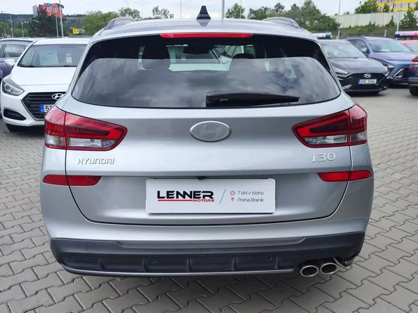 Hyundai i30 1.5 T-GDI/103kW N-Line DCT - foto 6