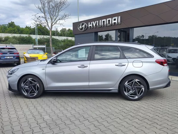 Hyundai i30 1.5 T-GDI/103kW N-Line DCT - foto 8