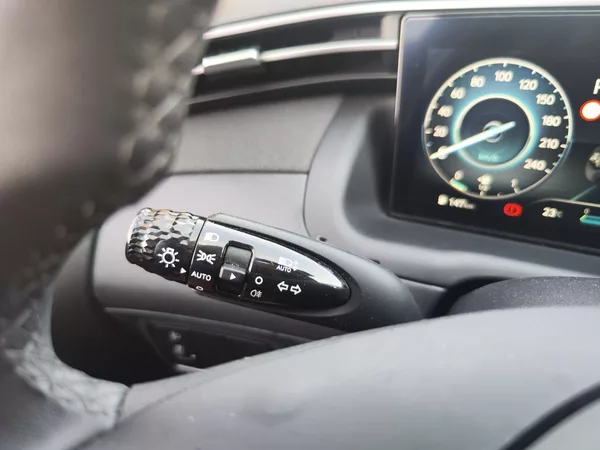 Hyundai Tucson 1.6 T-GDI/110kW Smart DCT MHEV - foto 25