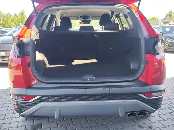 Hyundai Tucson 1.6 T-GDI/110kW Smart DCT MHEV - foto 9