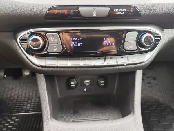 Hyundai i30 1.5 T-GDi/117kW Smart MHEV - foto 18