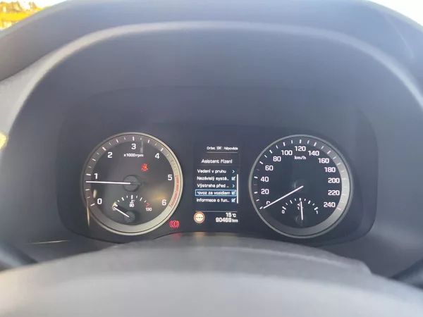 Hyundai Tucson 2.0 CRDi/100kW Style 4x4 - foto 17