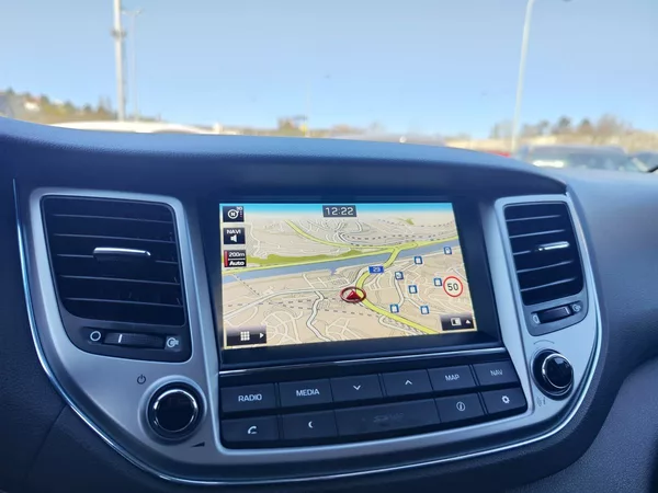Hyundai Tucson 2.0 CRDi/100kW Style 4x4 - foto 19