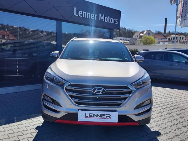 Hyundai Tucson 2.0 CRDi/100kW Style 4x4 - foto 2