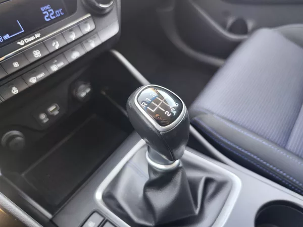 Hyundai Tucson 2.0 CRDi/100kW Style 4x4 - foto 23