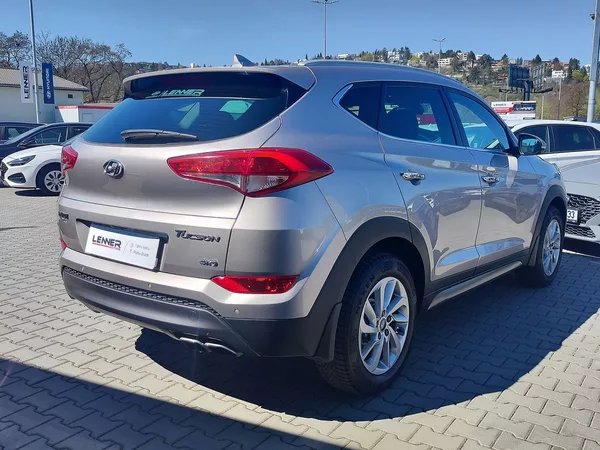 Hyundai Tucson 2.0 CRDi/100kW Style 4x4 - foto 5