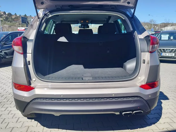Hyundai Tucson 2.0 CRDi/100kW Style 4x4 - foto 9