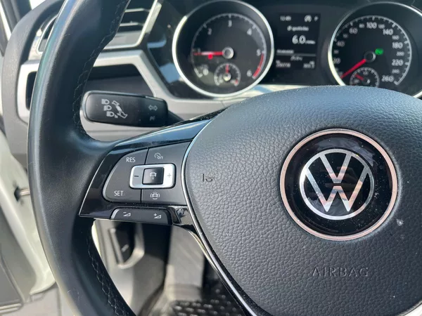 Volkswagen Touran 2.0 TDI/110kW Comfortline DSG - foto 11