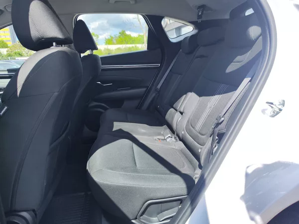 Hyundai Tucson 1.6 CRDi/85kW Comfort - foto 11