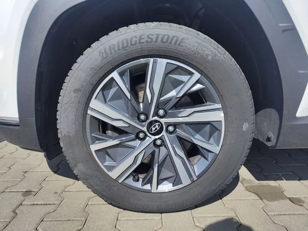 Hyundai Tucson 1.6 CRDi/85kW Comfort - foto 29