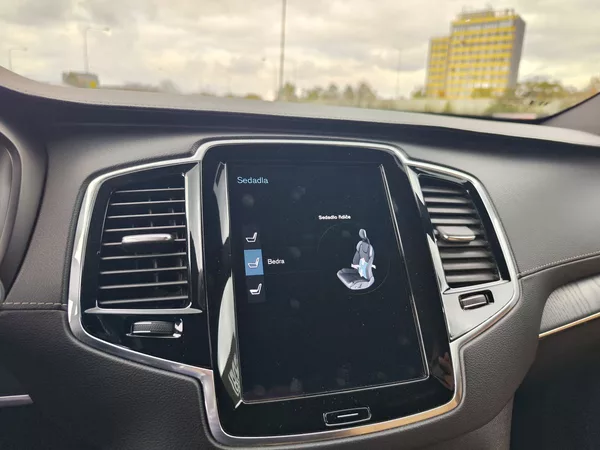 Hyundai Tucson 1.6 CRDi/85kW Comfort - foto 31