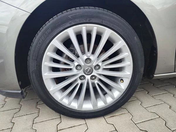 Opel Astra 1.2 Turbo/92kW Dynamic - foto 30