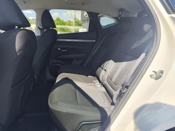 Hyundai Tucson 1.6 T-GDI/110kW Smart Navi - foto 12