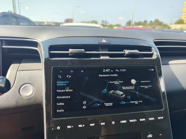 Hyundai Tucson 1.6 T-GDI/110kW Smart Navi - foto 15