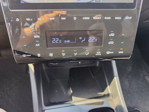 Hyundai Tucson 1.6 T-GDI/110kW Smart Navi - foto 20
