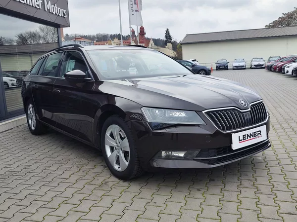 Škoda Superb 2.0 TDI/110kW Ambition Plus DS - foto 3