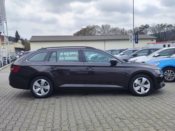Škoda Superb 2.0 TDI/110kW Ambition Plus DS - foto 4