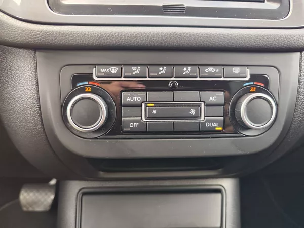 Volkswagen Tiguan 2.0 TSI/132kWSport 4Motion DSG - foto 18