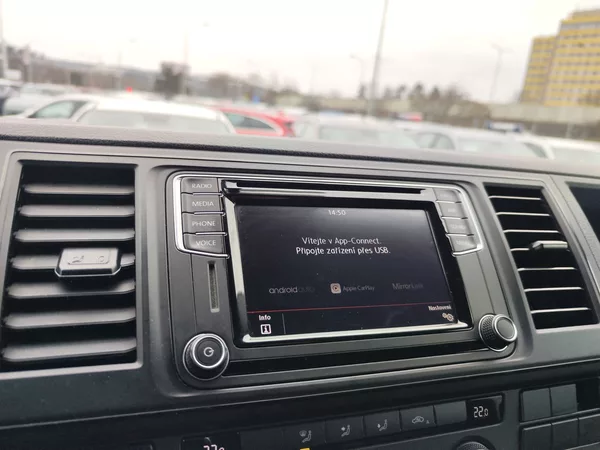 Volkswagen Caravelle 2.0TDI/110kW DSG trend 9míst - foto 17