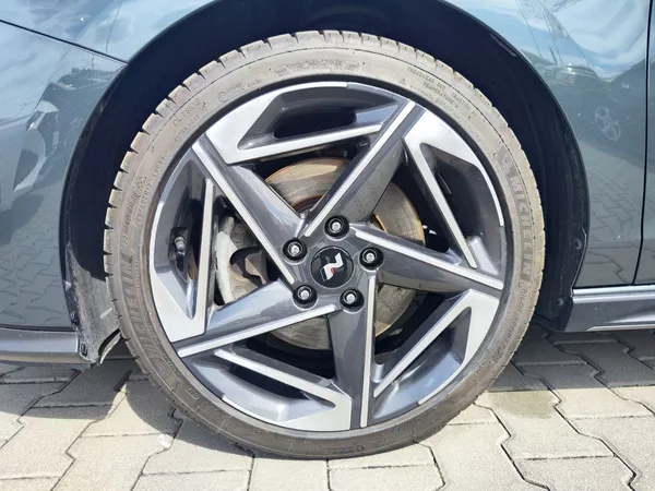 Hyundai i30 1.5 T-GDI/103kW N-Line DCT - foto 31