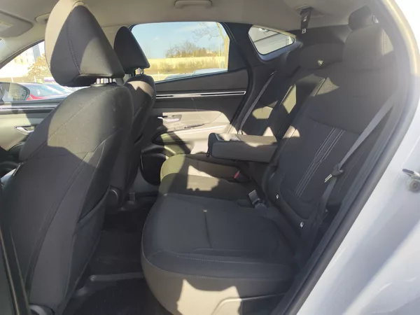 Hyundai Tucson 1.6 CRDi/100kW Smart DCT 4x4 - foto 11
