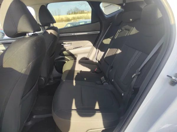 Hyundai Tucson 1.6 CRDi/100kW Smart DCT 4x4 - foto 12