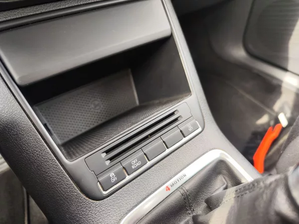Volkswagen Tiguan 2.0 TDi/125kW R-Line 4motion - foto 21